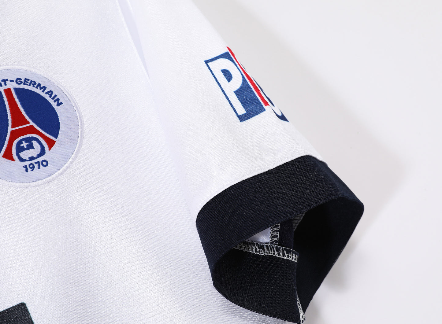 Paris Saint-Germain 1998/99 Retro Jersey - Away Edition