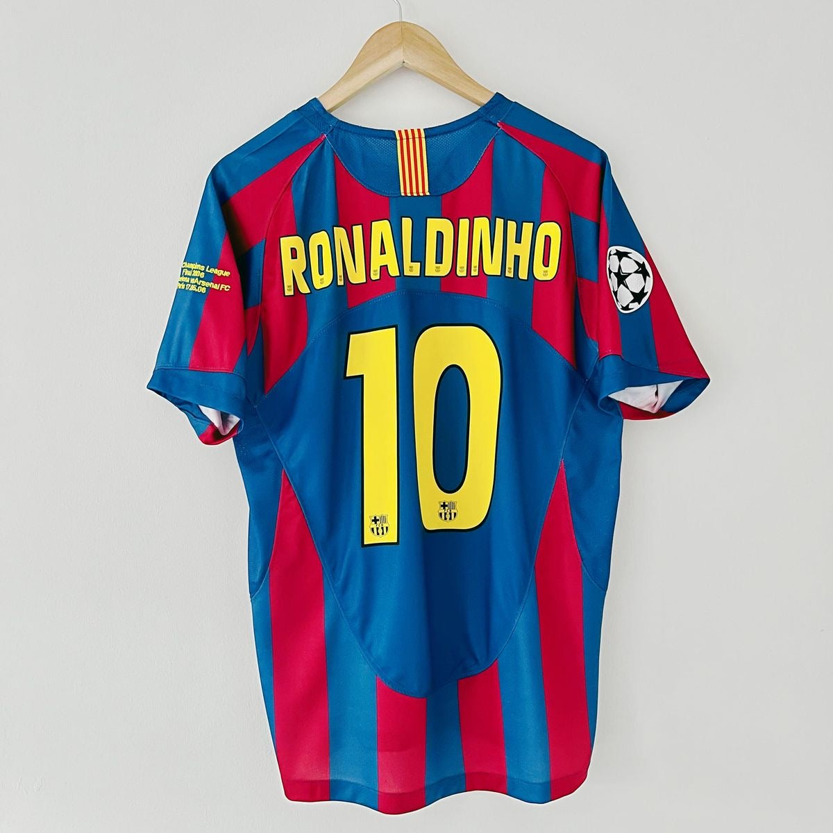 Ronaldinho – Barcelona 2005/06 – El Mago