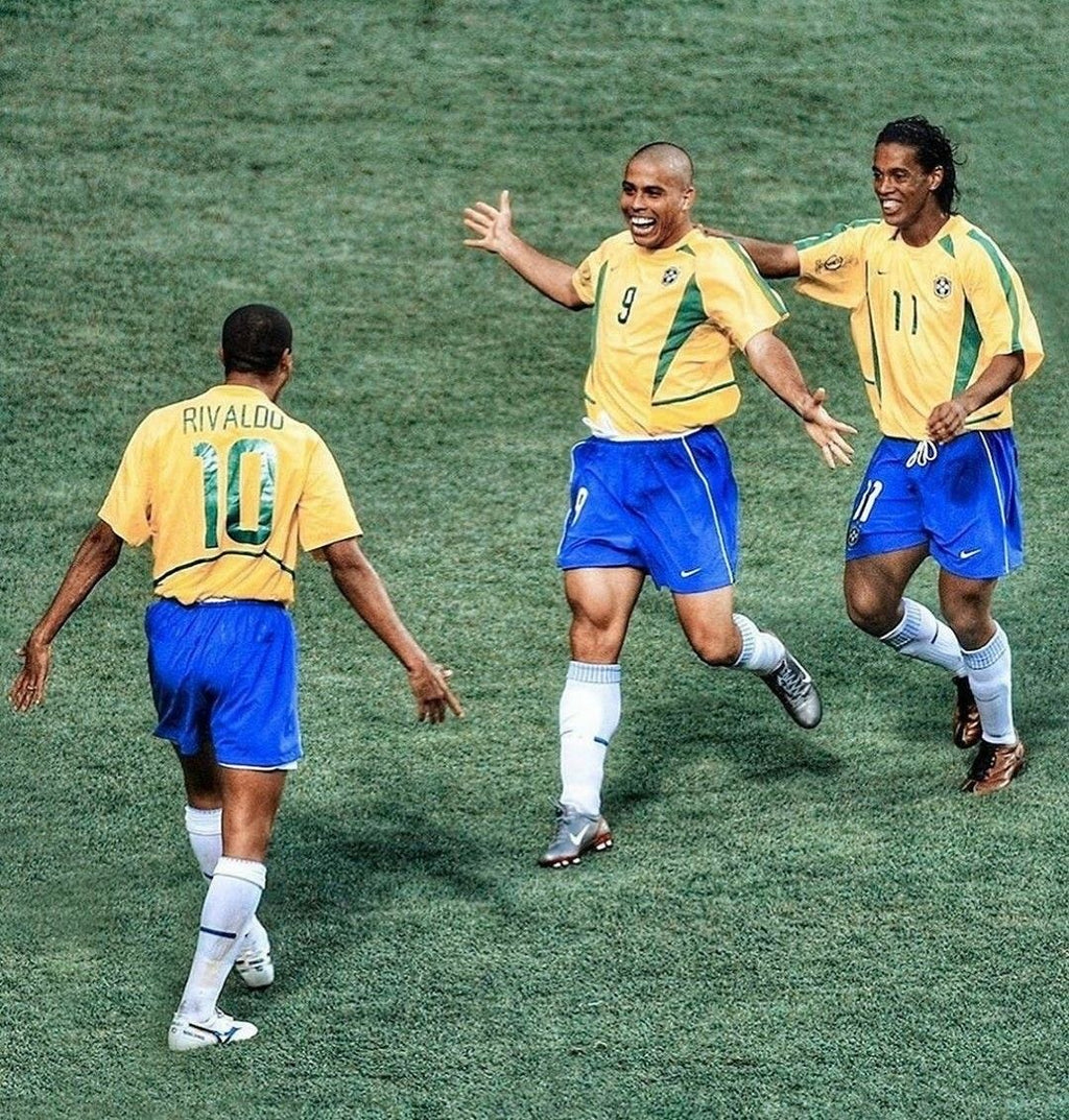 BRAZIL 2002 - ''TRIPLE R'' PACK